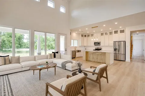 $650,000 | 247 Silver Lakes Drive, Sunset, TX 76270