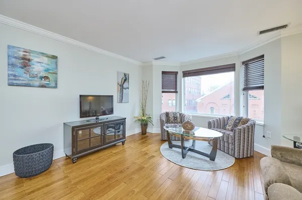 $435,000 | 289 Essex Street, Unit 308, Salem, MA 01970
