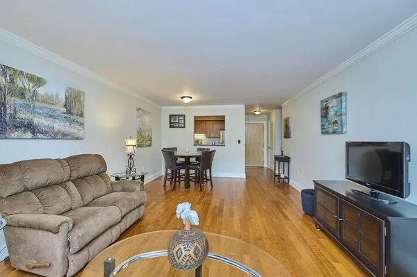 $435,000 | 289 Essex Street, Unit 308, Salem, MA 01970