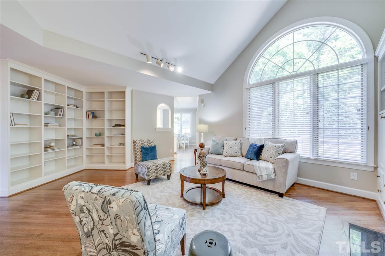103 Cedar Ridge Way Durham, NC 27705 - Photo 7 of 30 Gallery Image 7