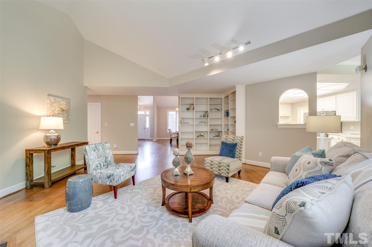 103 Cedar Ridge Way Durham, NC 27705 - Photo 8 of 30 Gallery Image 8
