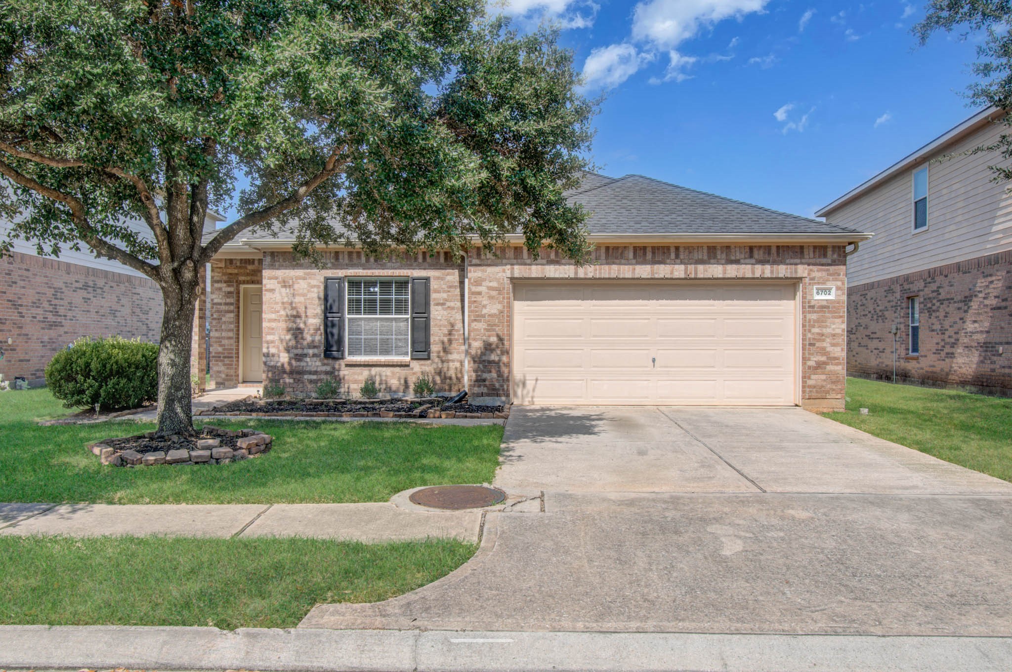 6702 Castle Terrace Court Spring, TX 77379 - Photo 2 of 19 Gallery Image 2