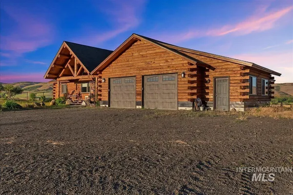 $1,799,000 | 1684 Stirrup Way, Council, ID 83612