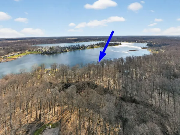 $550,000 | 65721 North Drive, Cassopolis, MI 49031