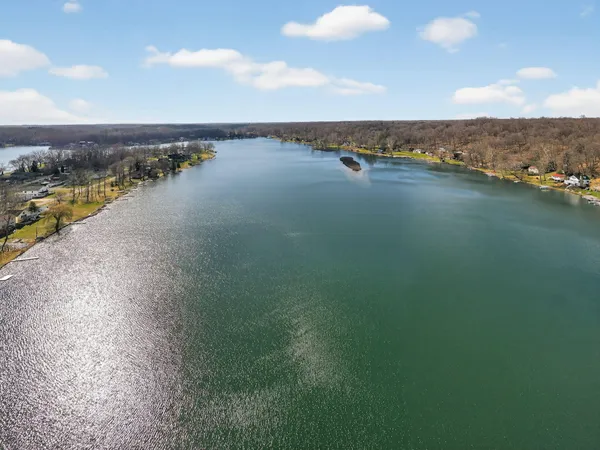 $550,000 | 65721 North Drive, Cassopolis, MI 49031
