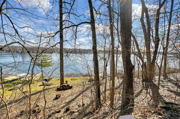 $550,000 | 65721 North Drive, Cassopolis, MI 49031
