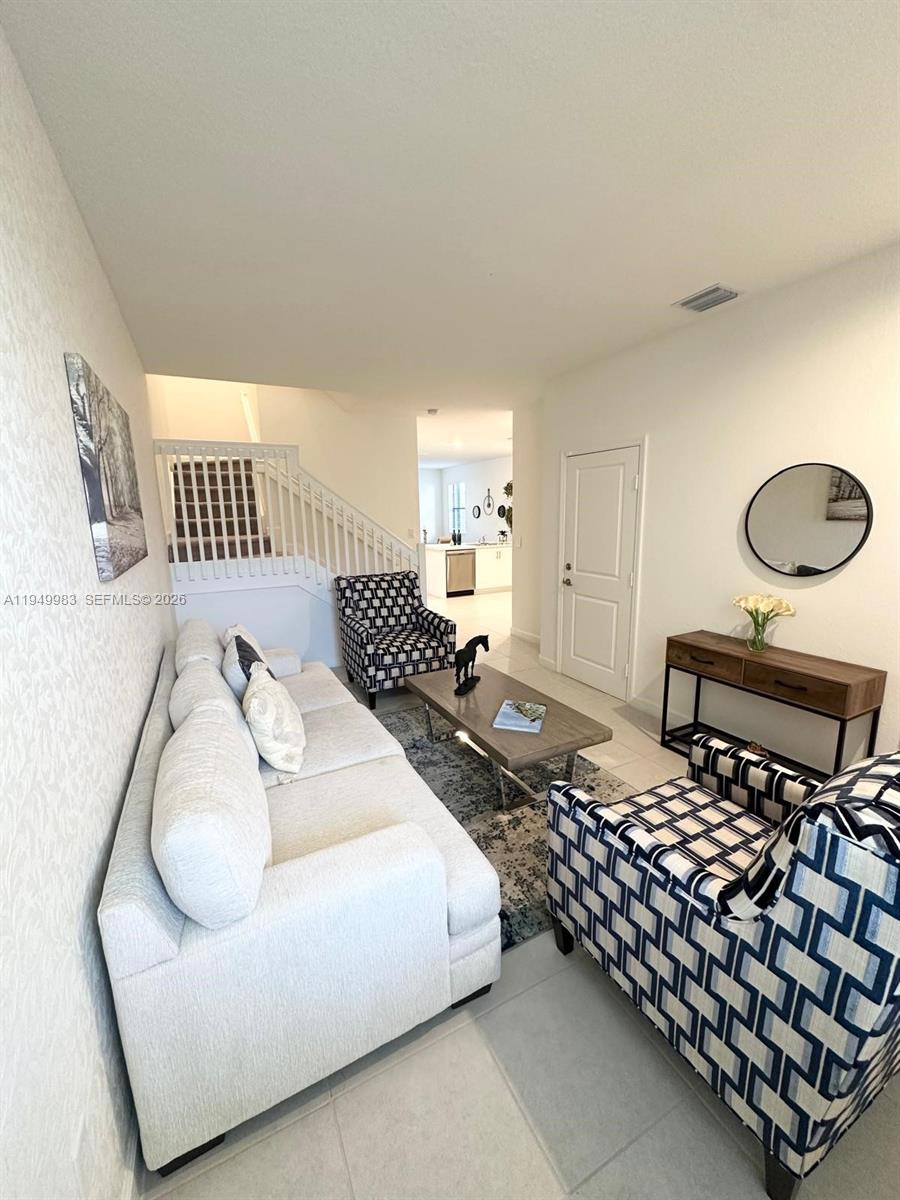 13403 Southwest 287th Terrace Homestead, FL 33033 - Photo 3 of 40