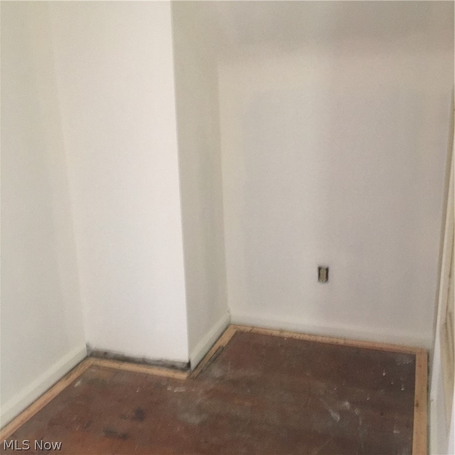 24835 Chardon Road Cleveland, OH 44143 - Photo 10 of 15 Gallery Image 10