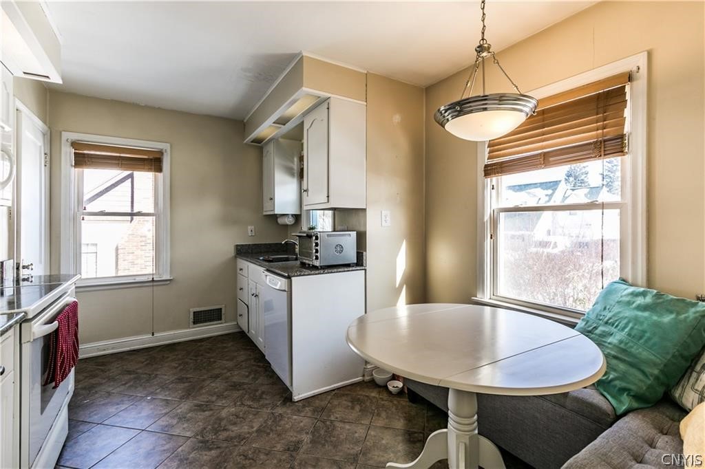 105 Salem Road DeWitt, NY 13214 - Photo 10 of 23