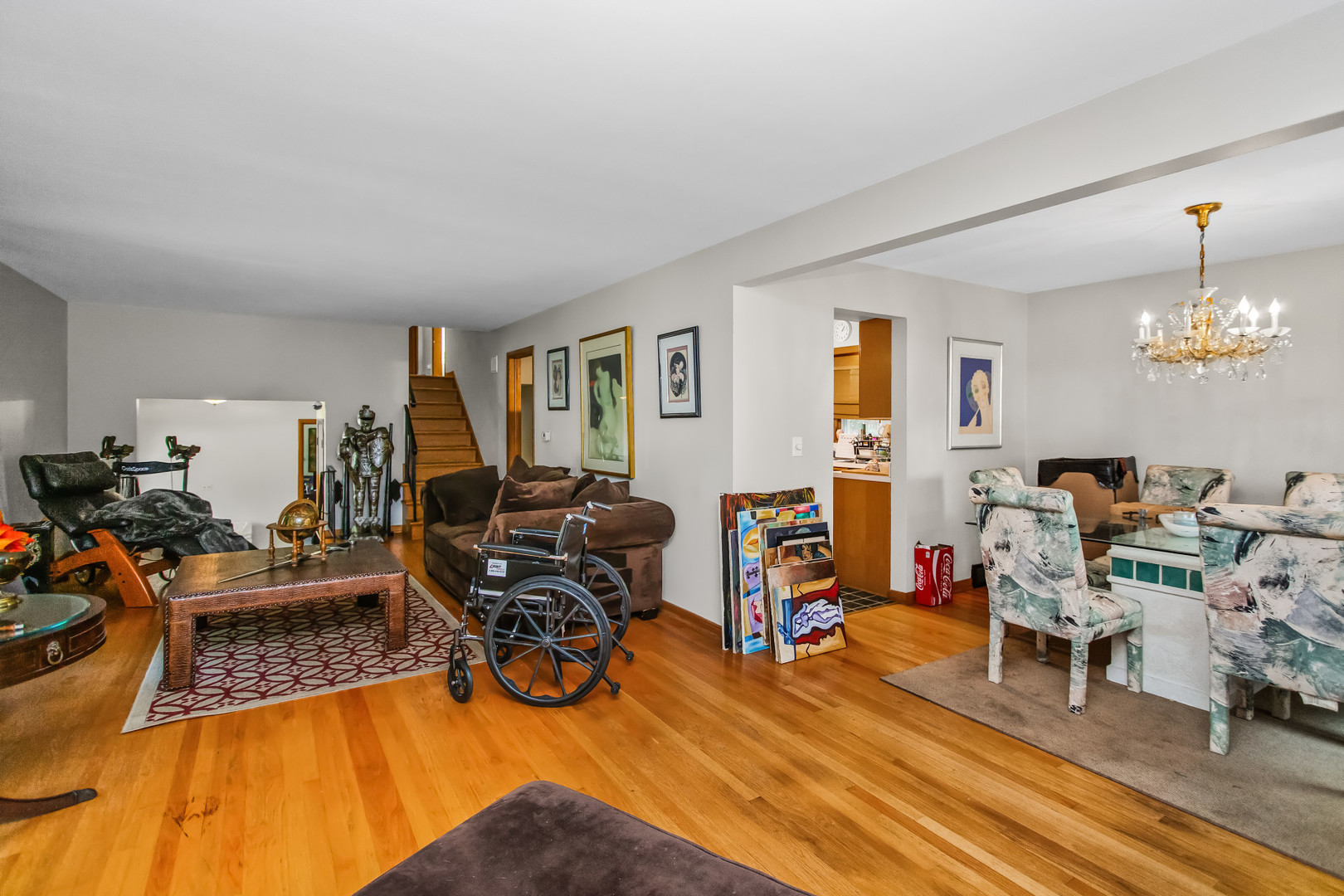 1525 Elm Street Park Ridge, IL 60068 - Photo 4 of 25 Gallery Image 4