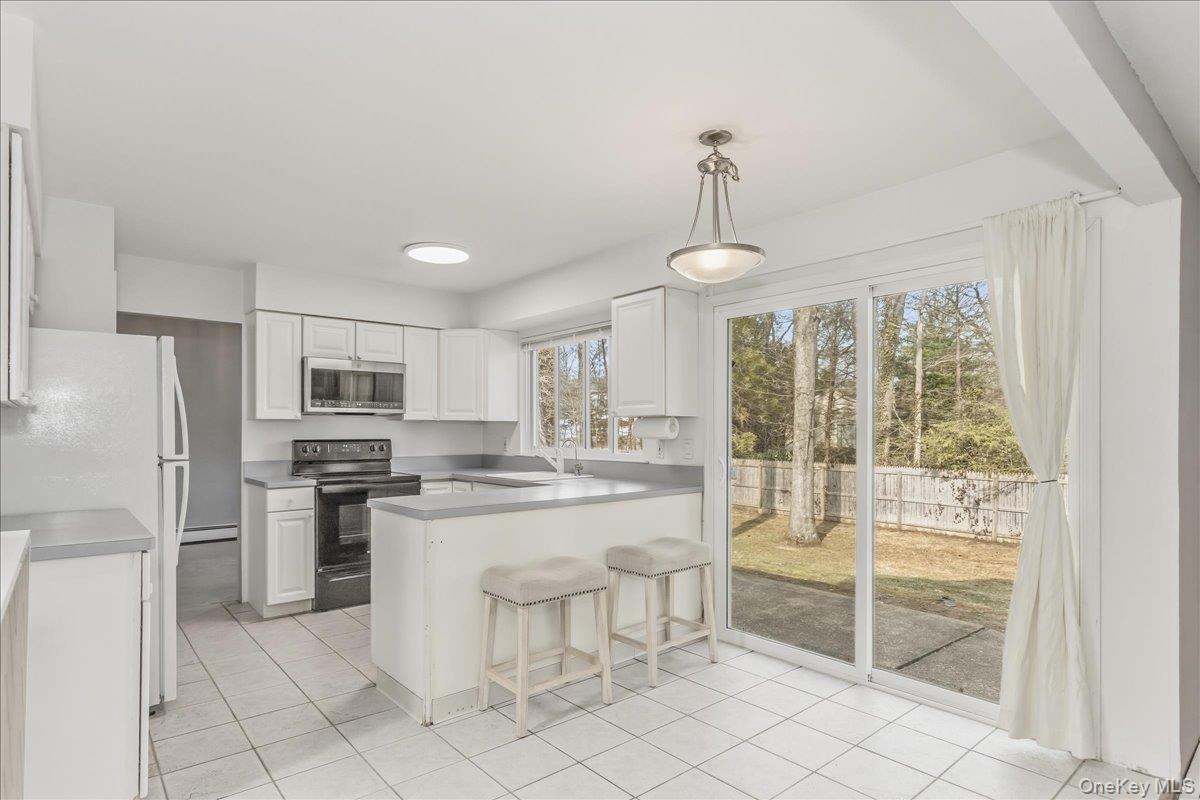 11 Jeanne Road Lake Grove, NY 11755 - Photo 10 of 25