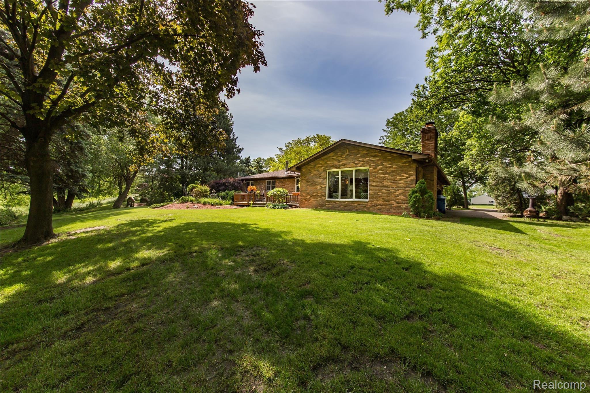 4233 Chicago Road Warren, MI 48092 - Photo 26 of 33 Chicago_4233_Back_04.jpg