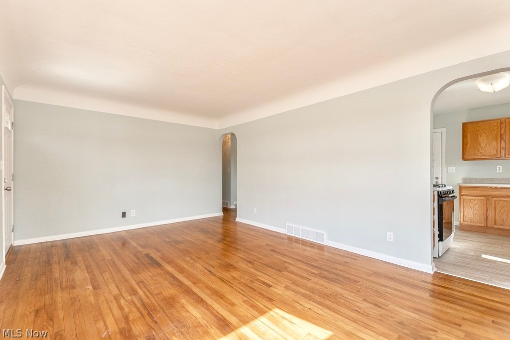 6589 Reynolds Road Mentor, OH 44060 - Photo 5 of 30 Gallery Image 5
