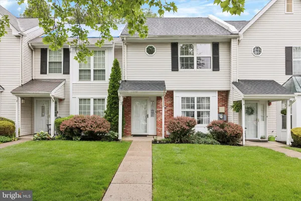 $3,200 | 3 Ardsley Court, Newtown, PA 18940