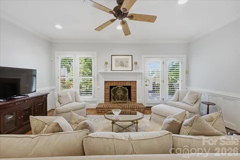 $929,000 | 3726 Surry Ridge Court, Charlotte, NC 28210