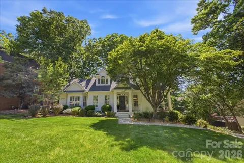 $929,000 | 3726 Surry Ridge Court, Charlotte, NC 28210