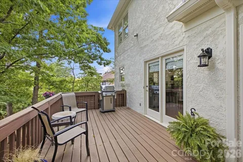 $929,000 | 3726 Surry Ridge Court, Charlotte, NC 28210