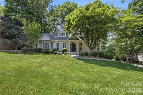 $929,000 | 3726 Surry Ridge Court, Charlotte, NC 28210