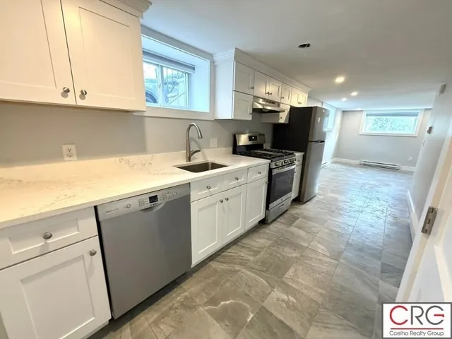 $2,000 | 45 North Emerson Street, Unit 1B, Wakefield, MA 01880