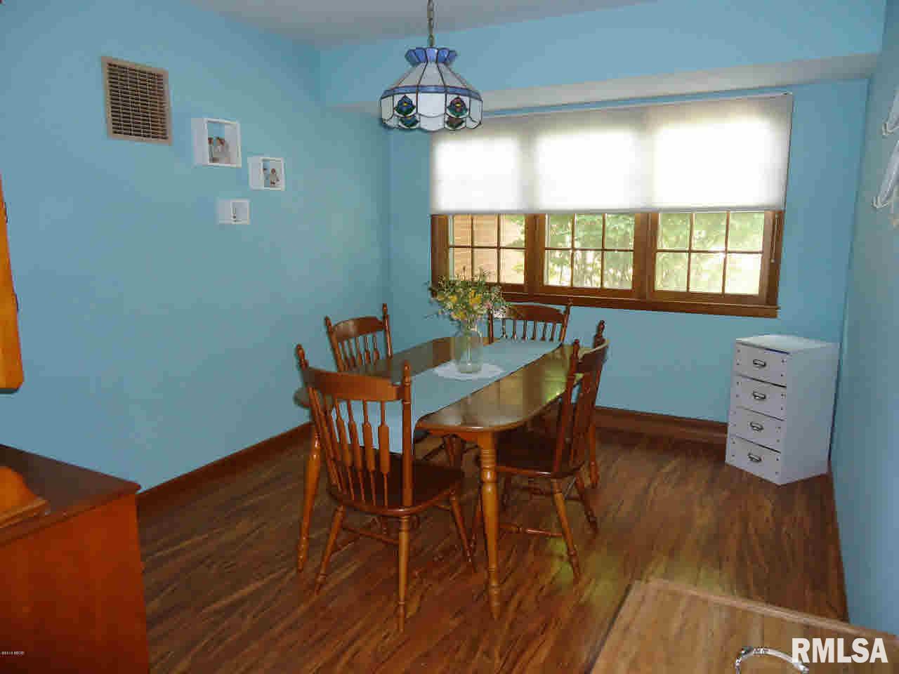 2247 Barham Road Odin, IL 62870 - Photo 4 of 23