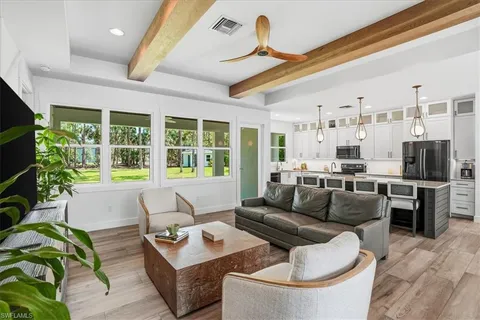 $1,590,000 | 4641 1st Avenue Southwest, Naples, FL 34119