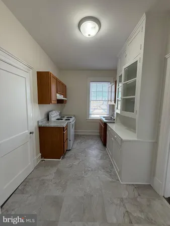 $1,750 | 702 Prince Edward Street, Unit 5, Fredericksburg, VA 22401