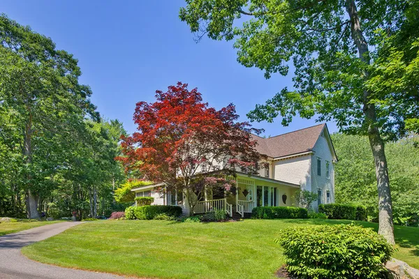 $1,595,000 | 23 Elizabethan Drive, Kennebunkport, ME 04046
