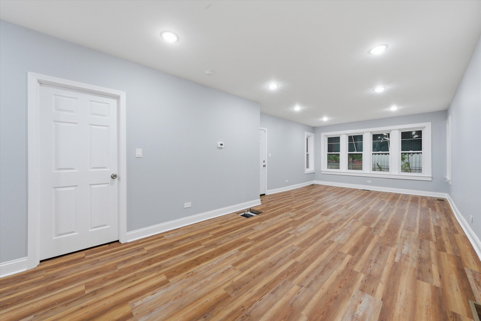 7152 South Racine Avenue Chicago, IL 60636 - Photo 4 of 51