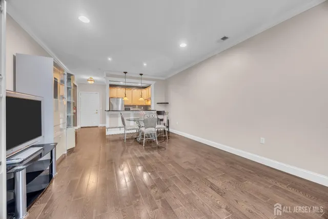 $345,000 | 540 Cranbury Road, Unit 219, East Brunswick, NJ 08816