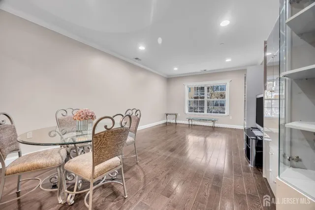 $345,000 | 540 Cranbury Road, Unit 219, East Brunswick, NJ 08816