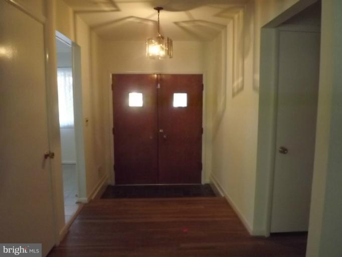6 David Court Silver Spring, MD 20904 - Photo 5 of 19 Interior (General)