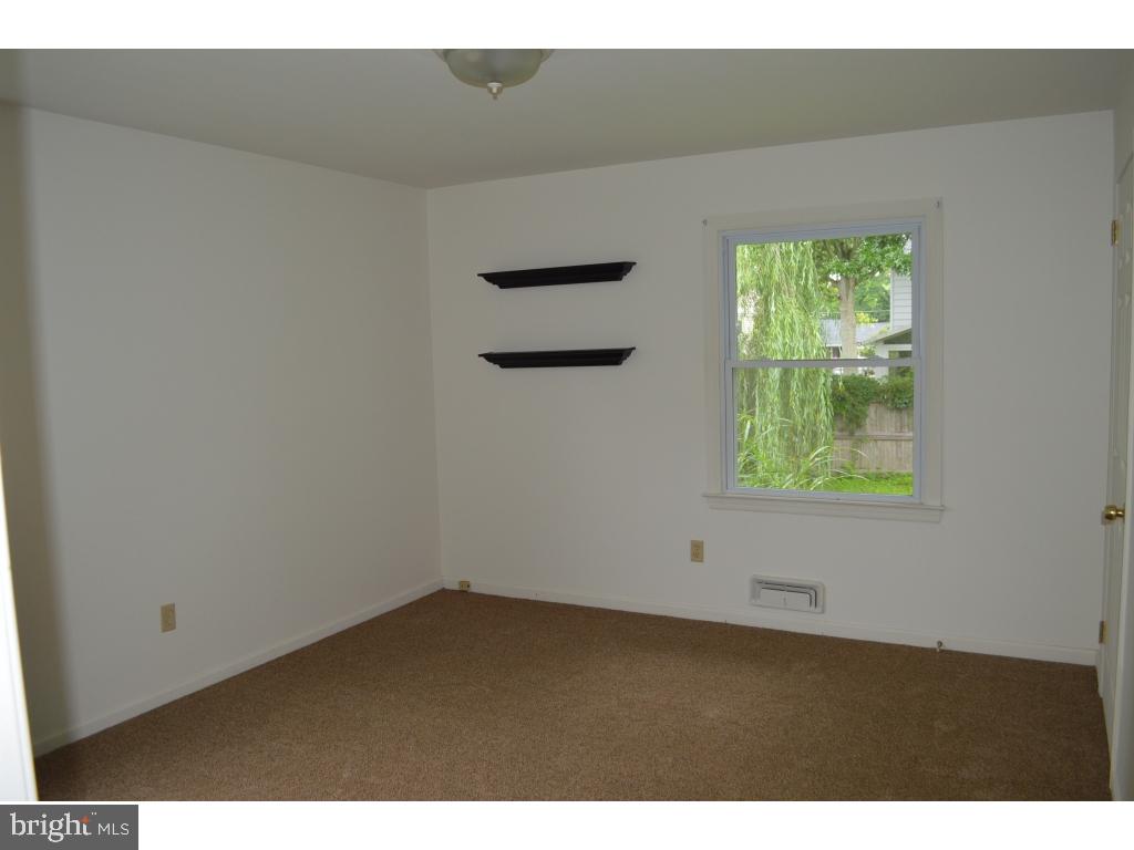 104 Sawmill Road Cherry Hill, NJ 08034 - Photo 8 of 12