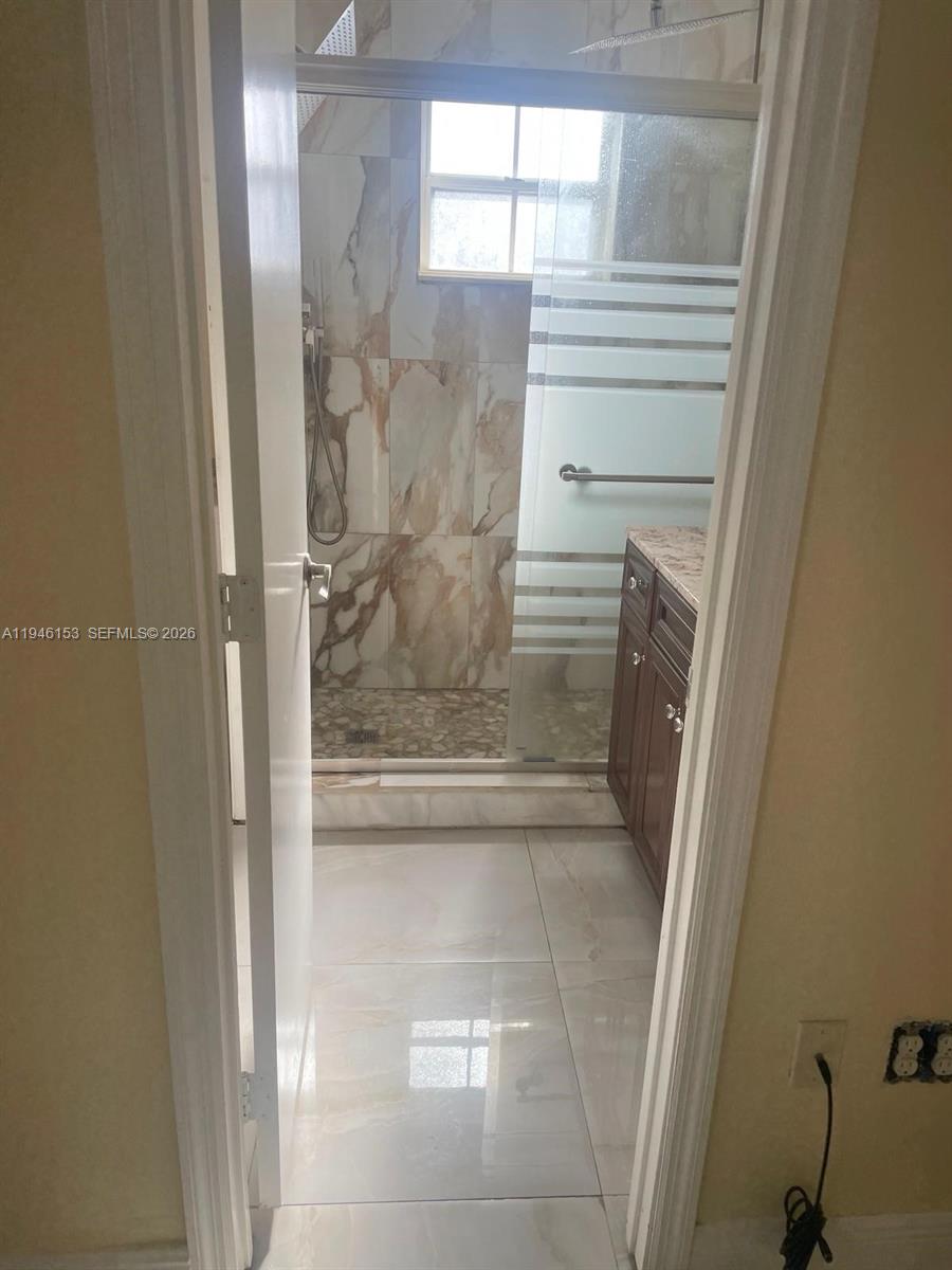 14562 Southwest 172nd Lane Miami, FL 33177 - Photo 13 of 44