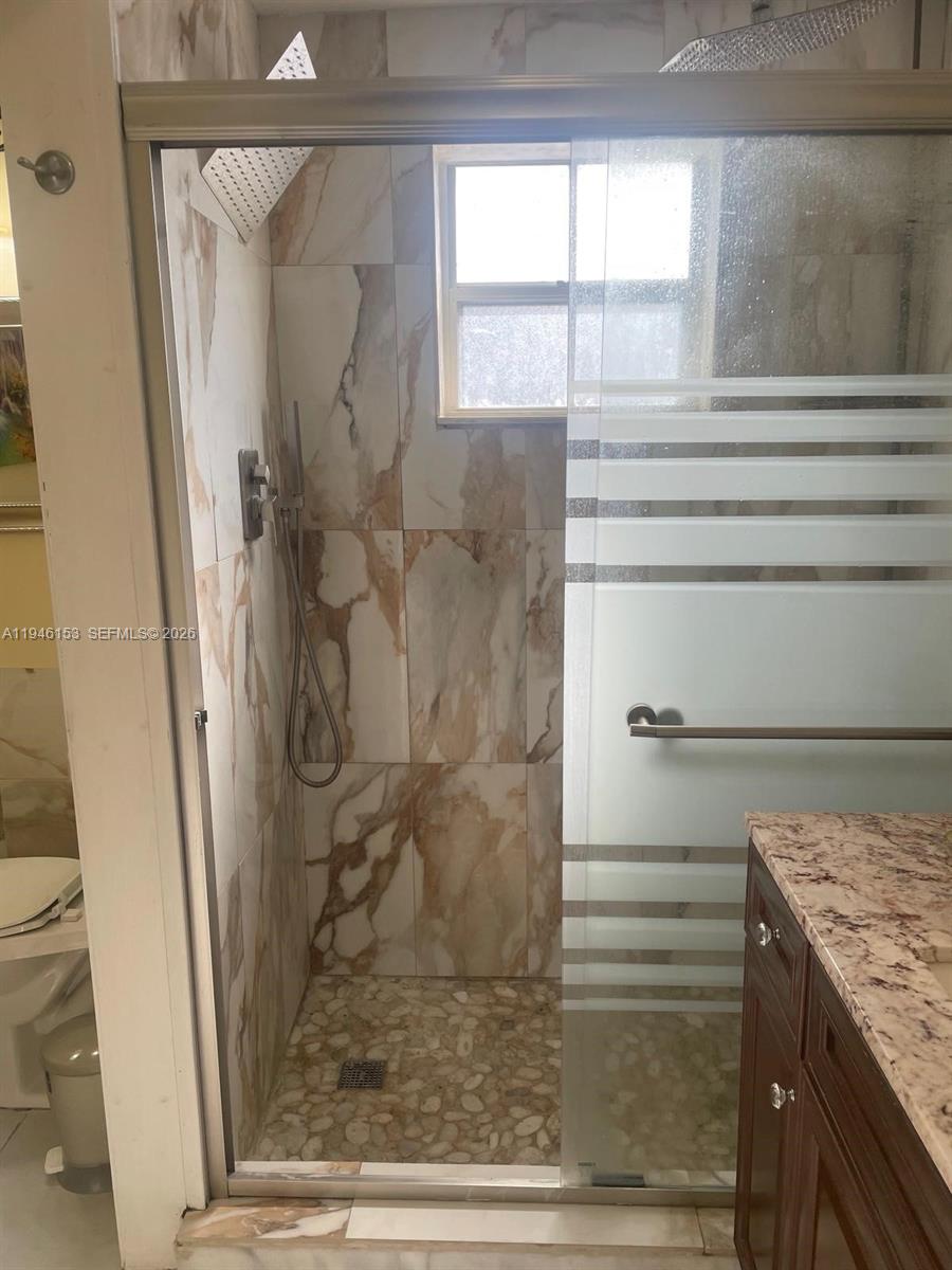 14562 Southwest 172nd Lane Miami, FL 33177 - Photo 14 of 44