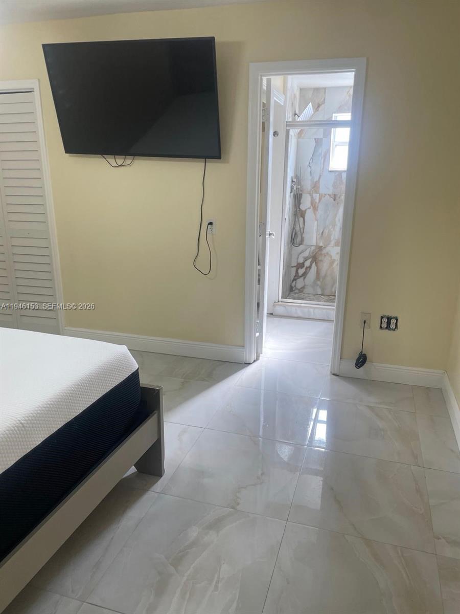 14562 Southwest 172nd Lane Miami, FL 33177 - Photo 17 of 44