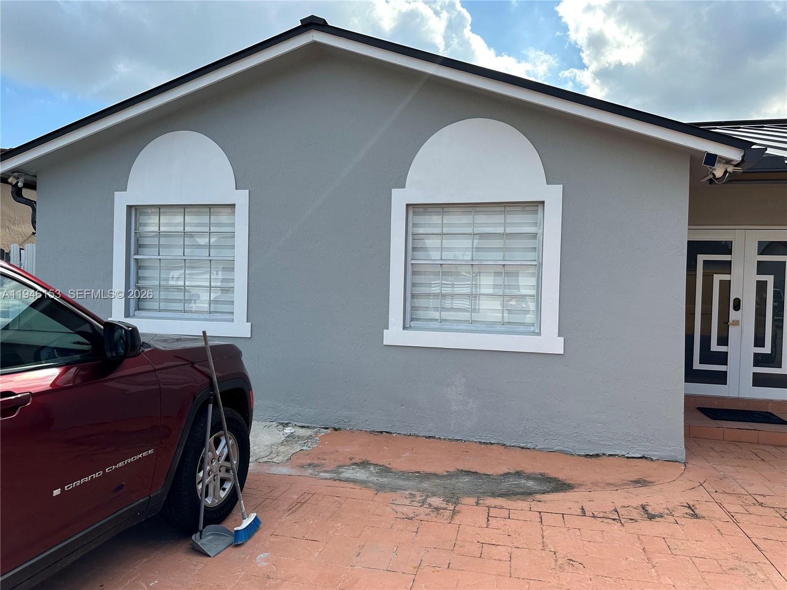 14562 Southwest 172nd Lane Miami, FL 33177 - Photo 2 of 44