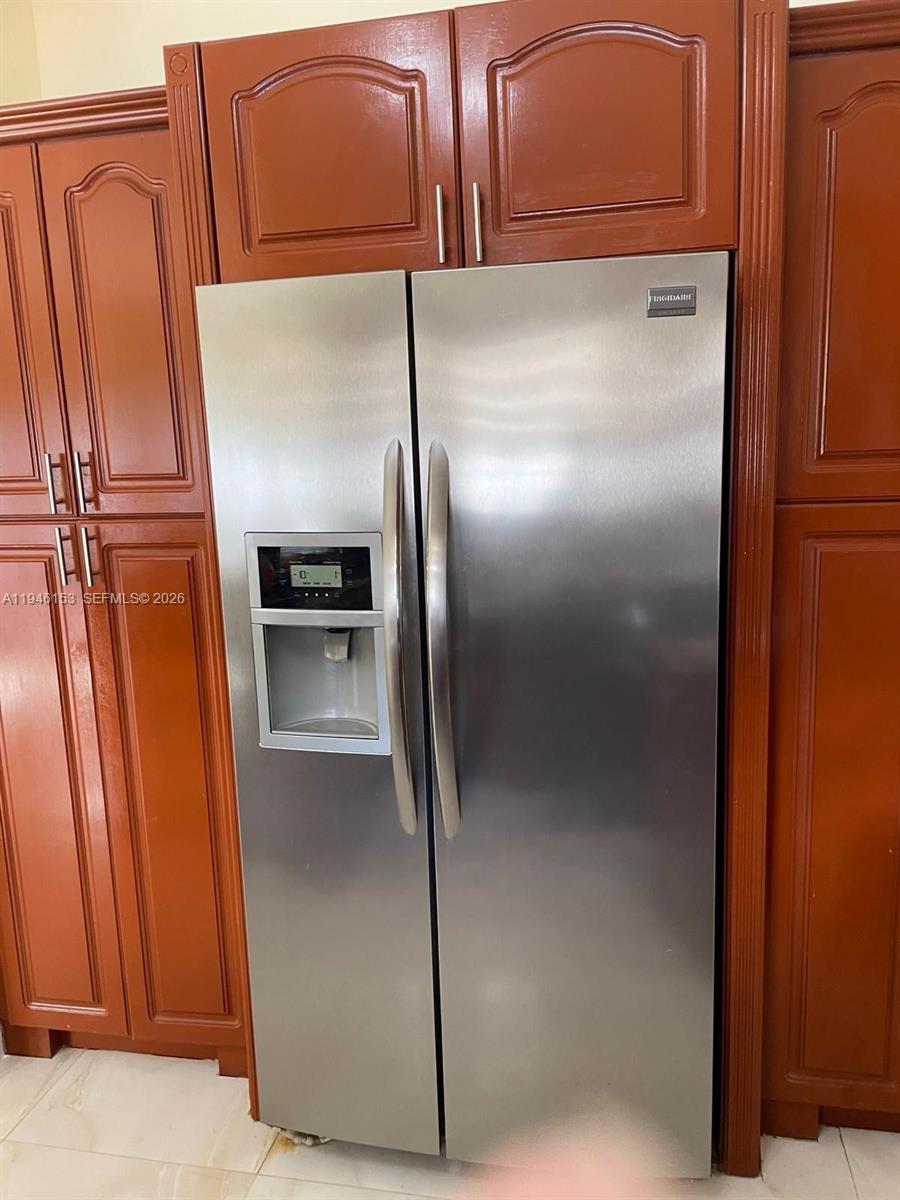 14562 Southwest 172nd Lane Miami, FL 33177 - Photo 27 of 44