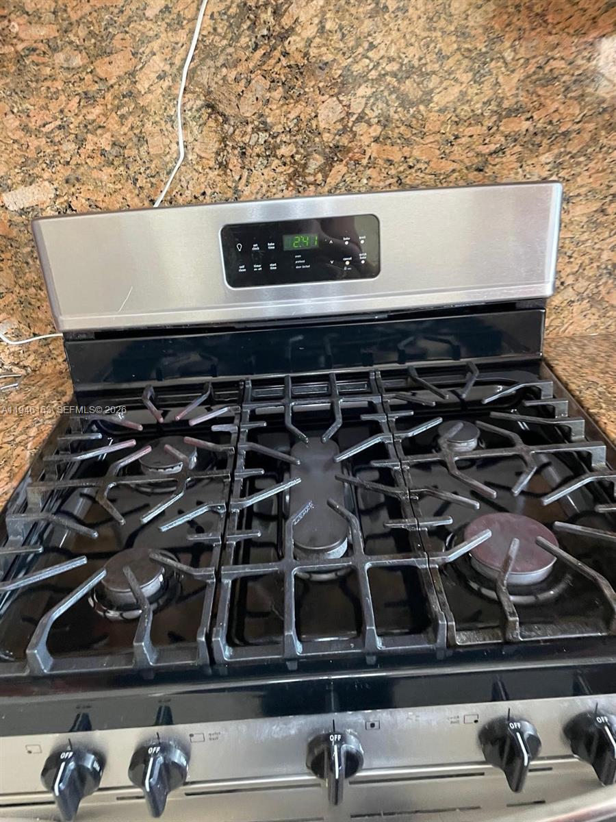 14562 Southwest 172nd Lane Miami, FL 33177 - Photo 28 of 44