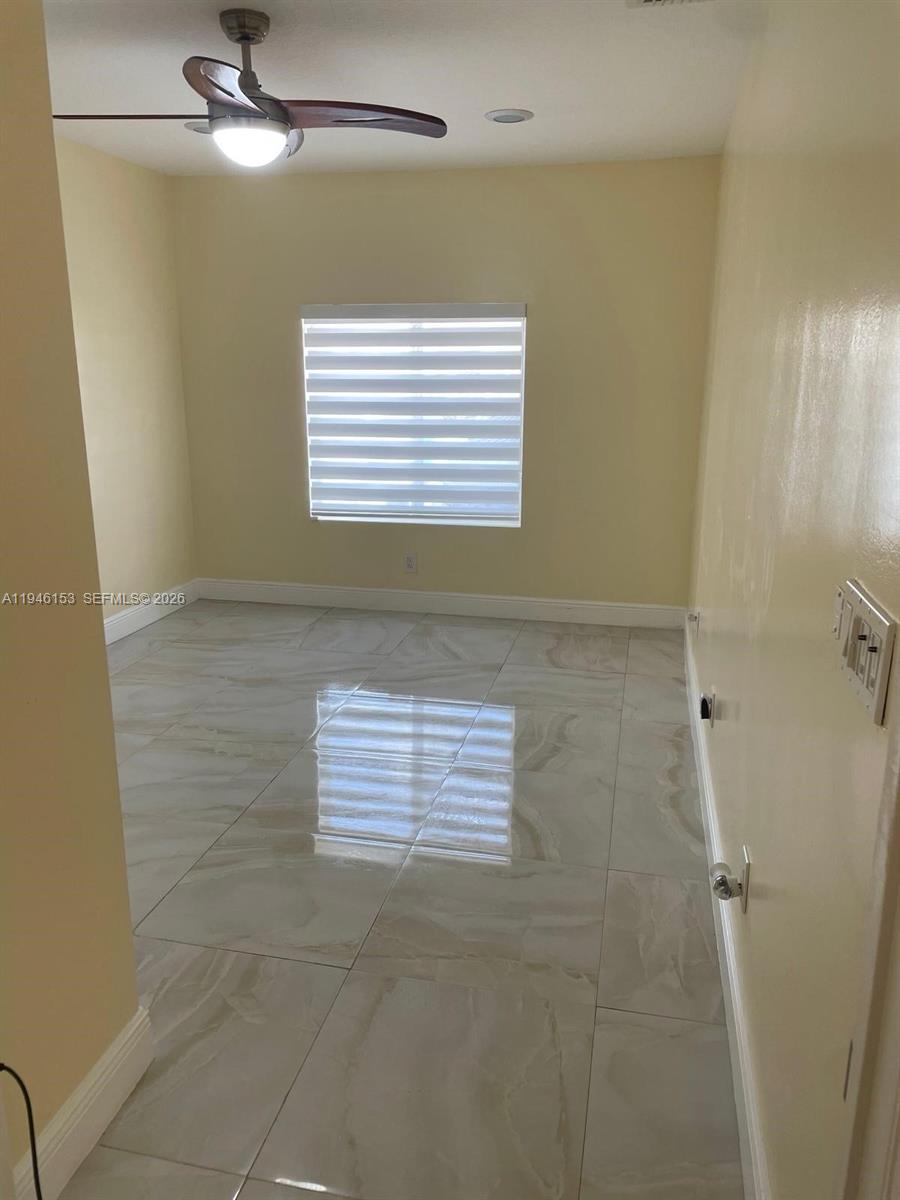 14562 Southwest 172nd Lane Miami, FL 33177 - Photo 36 of 44