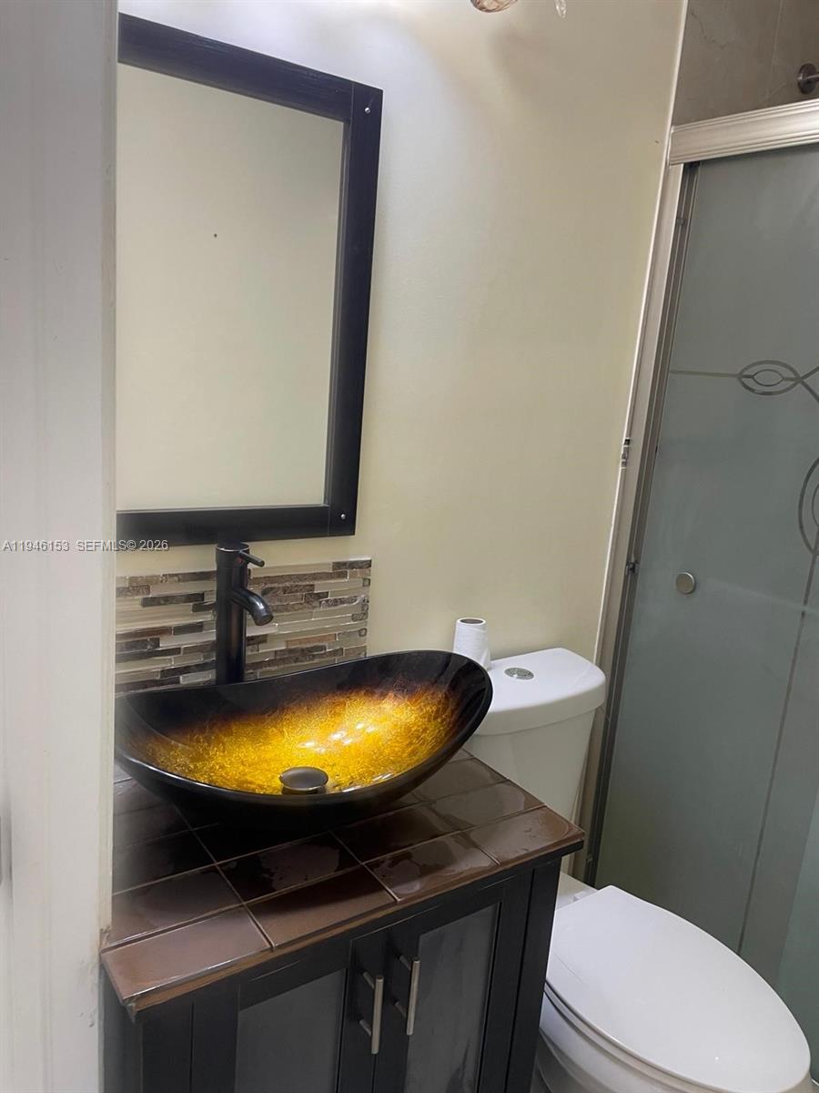 14562 Southwest 172nd Lane Miami, FL 33177 - Photo 39 of 44