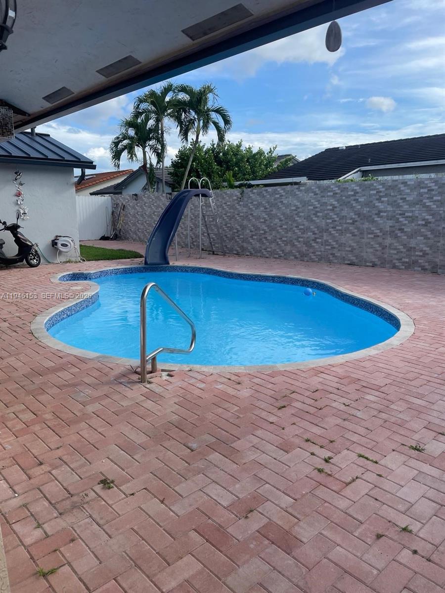 14562 Southwest 172nd Lane Miami, FL 33177 - Photo 43 of 44