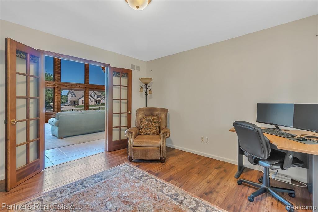 10890 Blaine Road Brighton, MI 48114 - Photo 20 of 61 Gallery Image 20