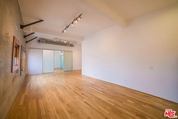 a view of livingroom with hardwood