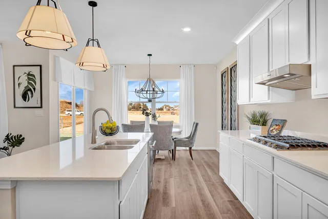 $652,990 | 312 Astor Court, Elgin, IL 60124