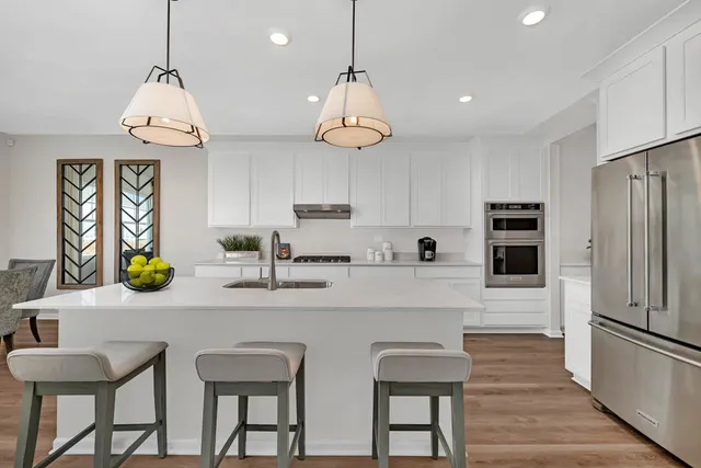 $652,990 | 312 Astor Court, Elgin, IL 60124