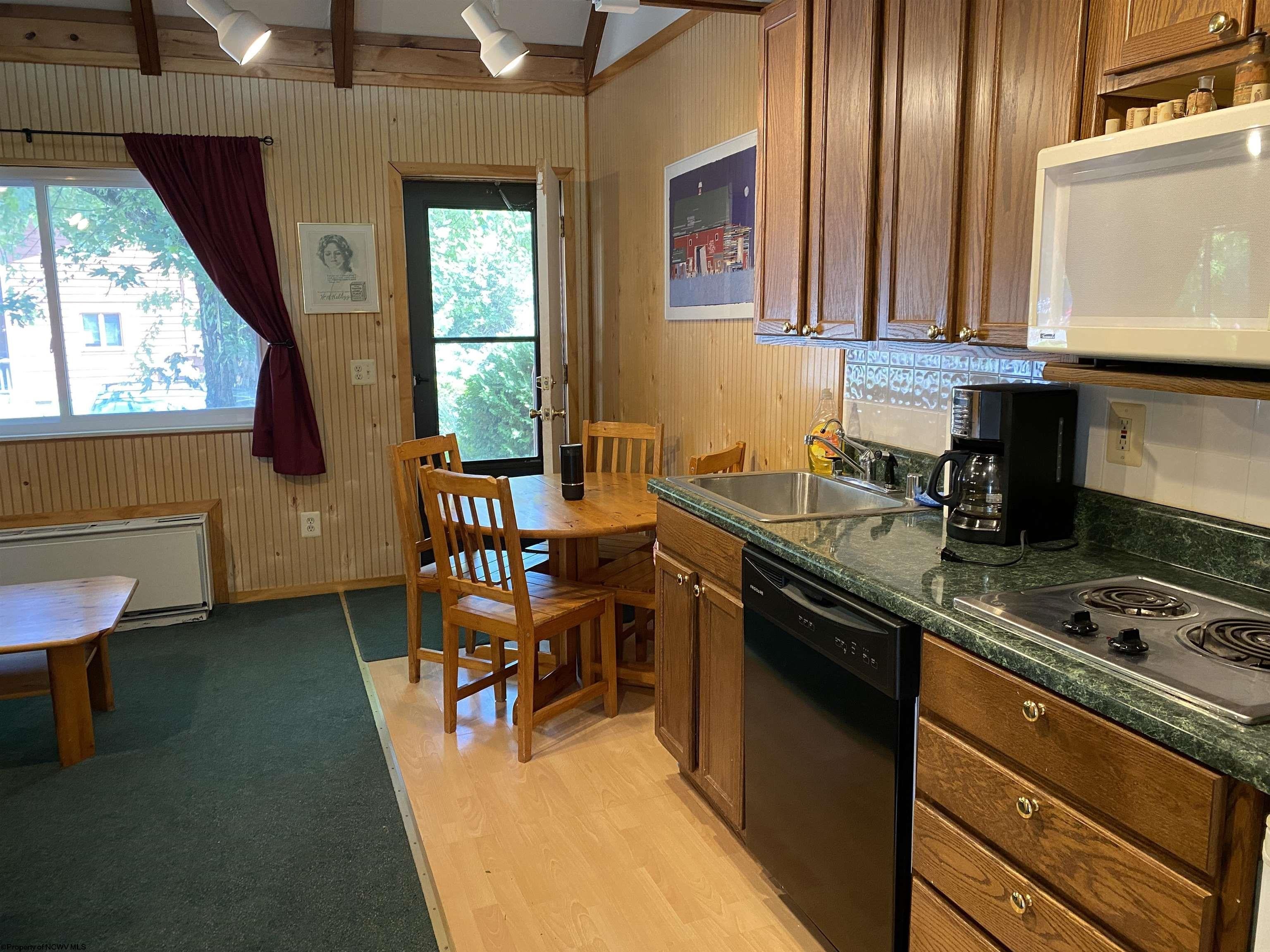 30 Pendletonheim Circle, Unit 30 Davis, WV 26260 - Photo 2 of 16 Gallery Image 2