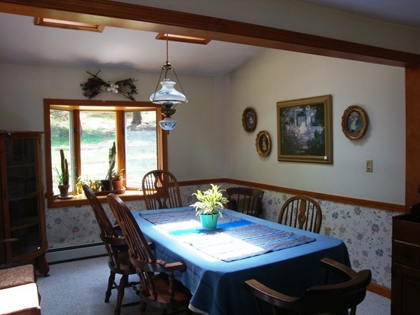 45 Shattuck Road Sturbridge, MA 01566 - Photo 3 of 30