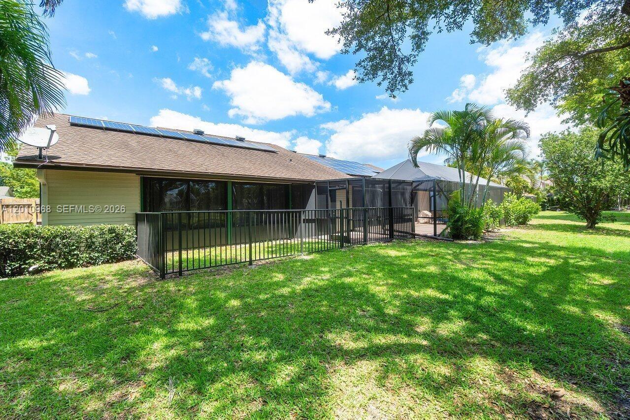1367 Riverside Circle, Unit 1367 Wellington, FL 33414 - Photo 22 of 36