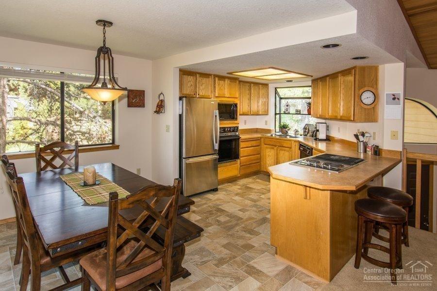 17772 West Core Road Sunriver, OR 97707 - Photo 3 of 24 Gallery Image 3