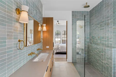 $1,650,000 | 1036 Liberty Park Drive, Unit 53, Austin, TX 78746